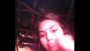 Minu showing her sexy boobs toomchar